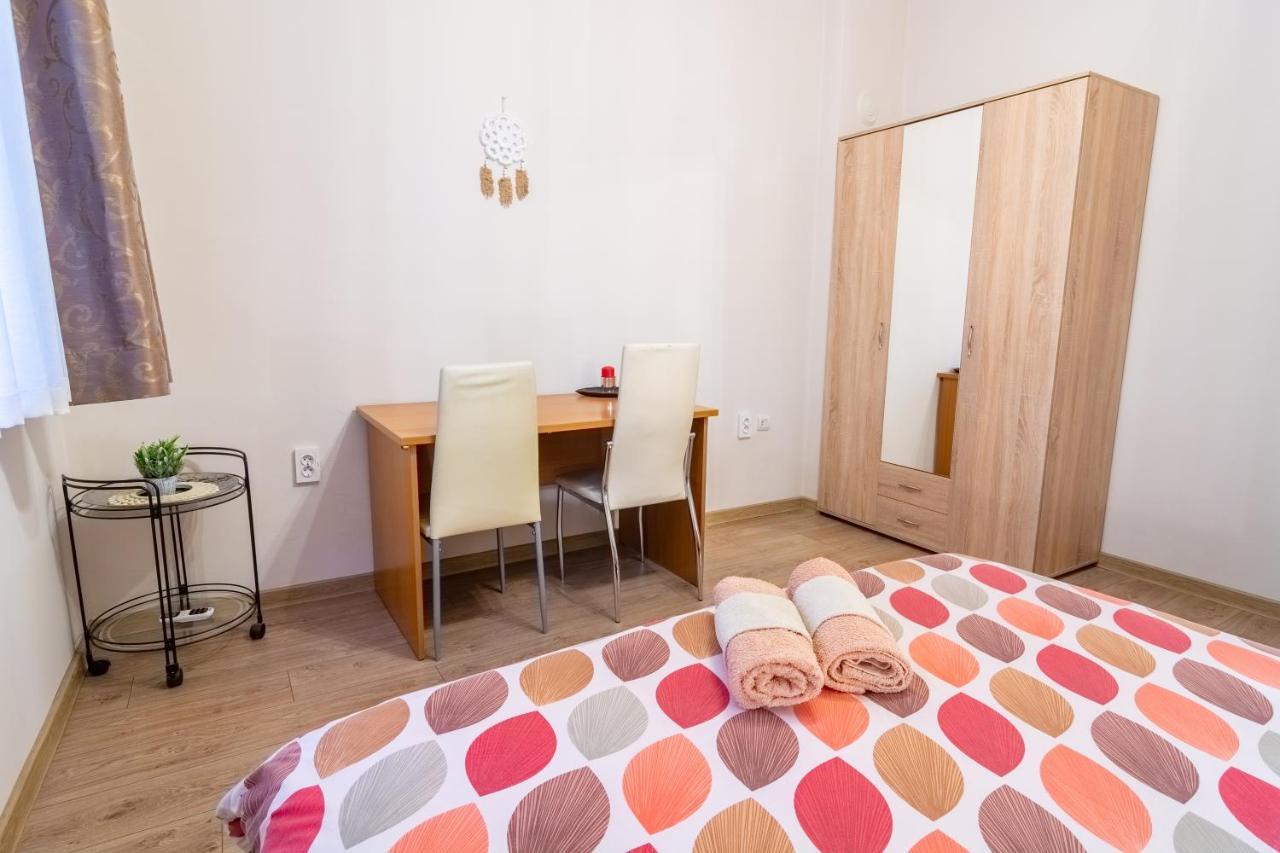 Madrid 2Bdr W Free Parking Near Metro, Serdika Mall Sofia Extérieur photo