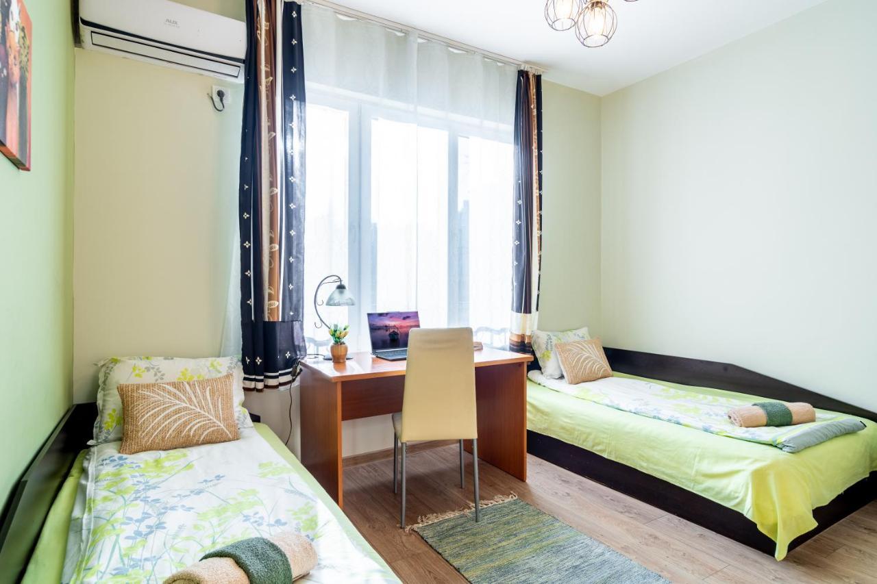 Madrid 2Bdr W Free Parking Near Metro, Serdika Mall Sofia Extérieur photo